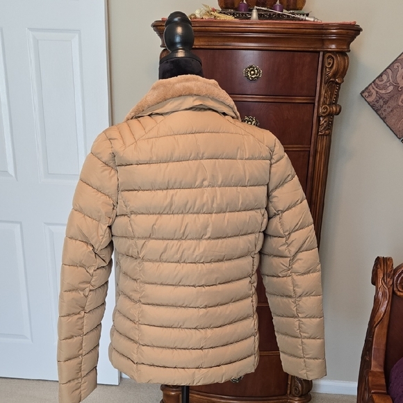 Michael Kors Beige Puffer Jacket - Picture 4 of 13